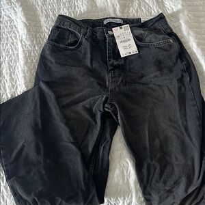 Women’s Zara strait leg black jeans